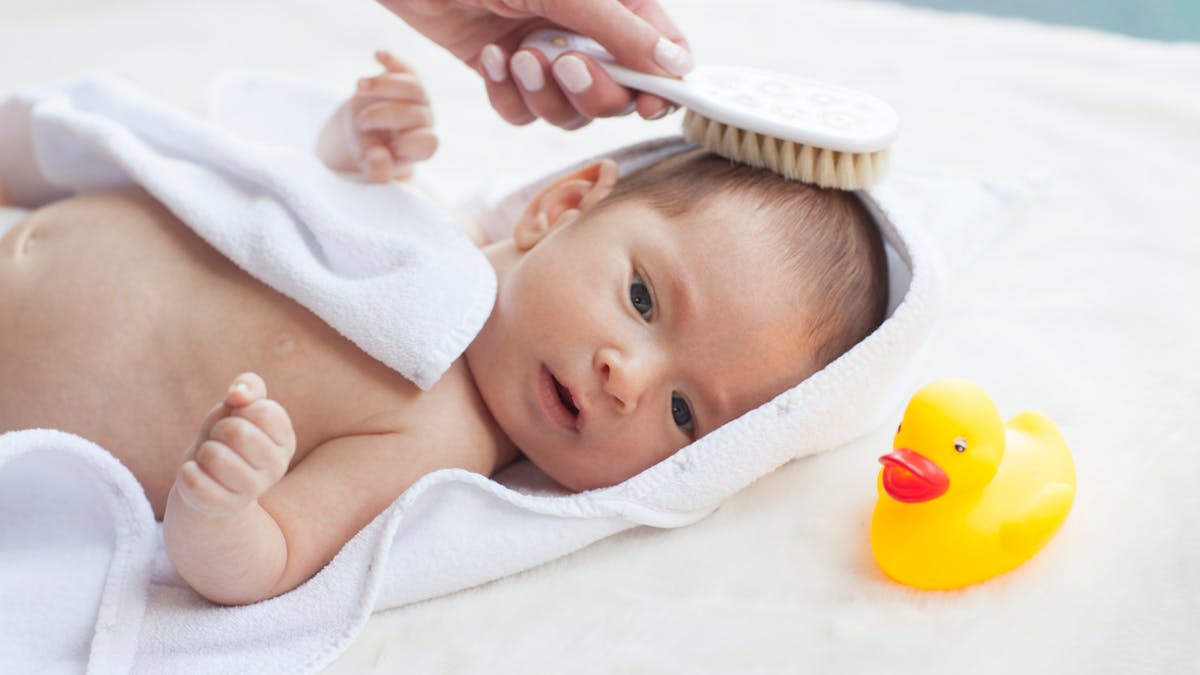 Pourquoi Les Bebes Perdent Ils Leurs Cheveux Sante Magazine Pourquoi Les Bebes Perdent Ils Leurs Cheveux Sante Magazine