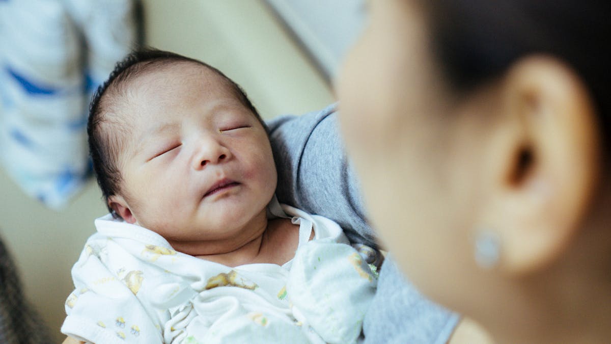 Chine A 67 Ans Elle Devient La Plus Vieille Jeune Maman Du Pays Sante Magazine Chine A 67 Ans Elle Devient La Plus Vieille Jeune Maman Du Pays Sante Magazine