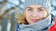Comment protéger sa peau sensible du froid de l’hiver ?