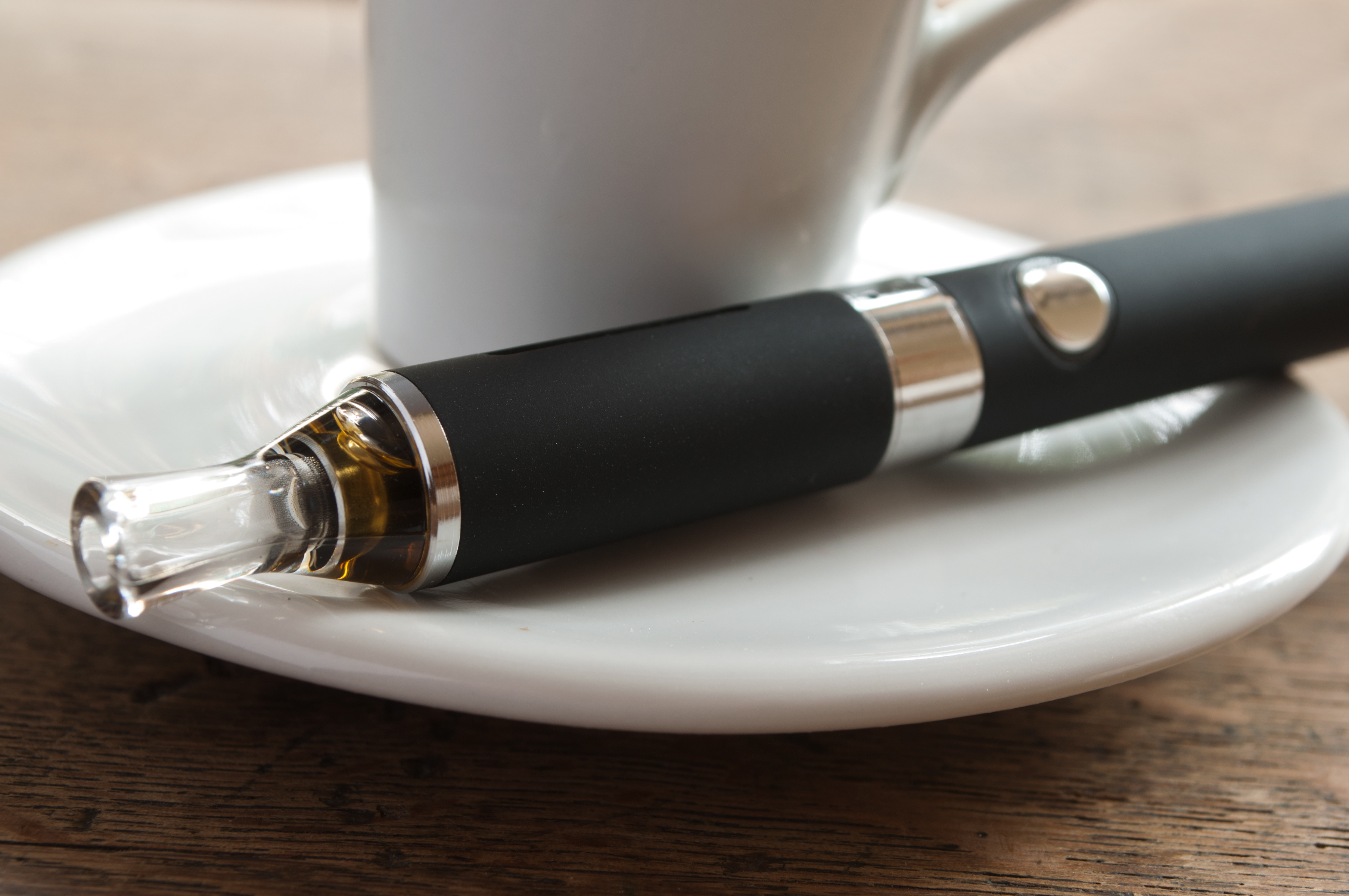 La cigarette électronique permet-elle vraiment d’arrêter de fumer ?