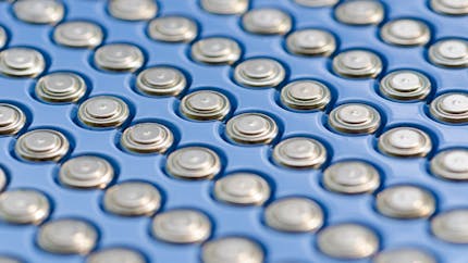 Des piles-boutons au goût amer seront bientôt commercialisées par Duracell