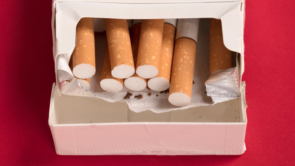 Fumer 3 Cigarettes Par Jour Aussi Dangereux Qu Un Paquet Sante Magazine Fumer 3 Cigarettes Par Jour Aussi Dangereux Qu Un Paquet Sante Magazine