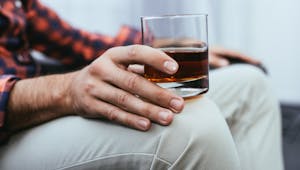 Cancer : quand les survivants continuent à boire beaucoup d'alcool