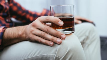 Cancer : quand les survivants continuent à boire beaucoup d'alcool