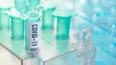 Covid-19 : l’analyse des génomes révèlerait une origine double du virus