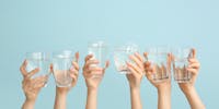 Boire de l'eau : vrai-faux et idées reçues