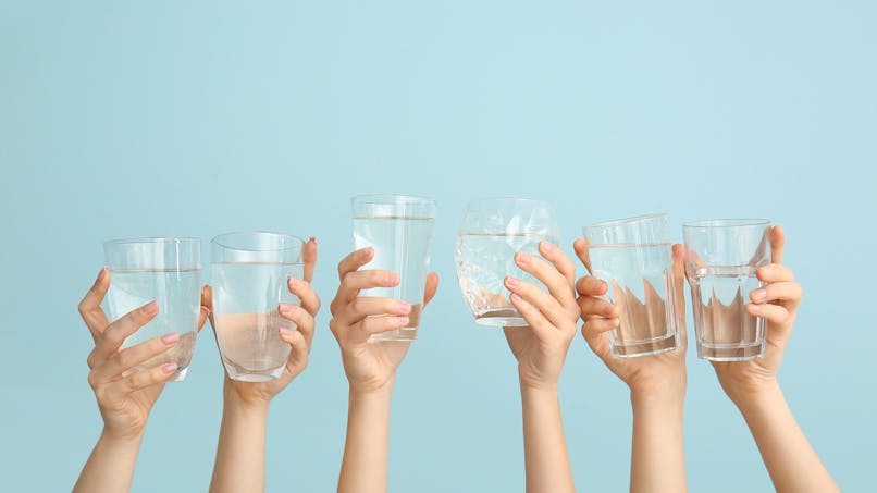 Boire De L Eau Vrai Faux Et Idees Recues Sante Magazine Boire De L Eau Vrai Faux Et Idees Recues Sante Magazine
