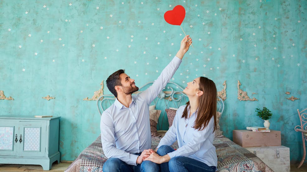 Être romantique : ça veut dire quoi exactement ? | Santé Magazine