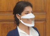 Des masques transparents bientôt distribués au personnel des crèches