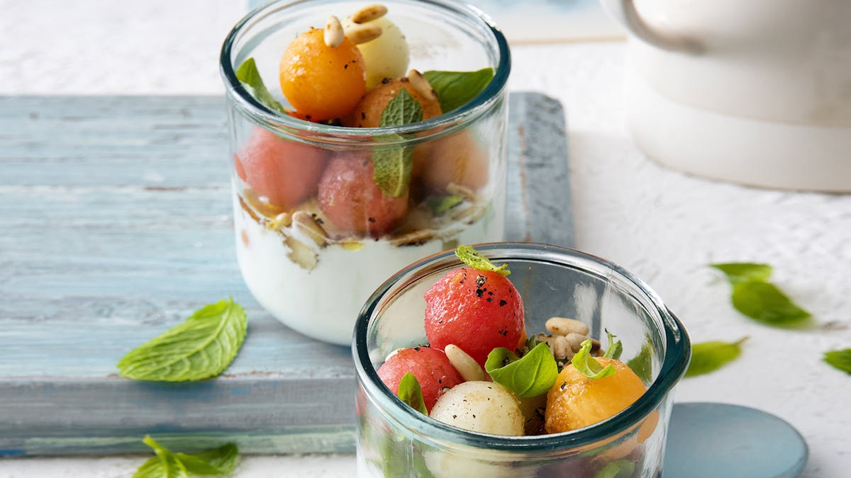 Recette De Fromage Blanc Aux Billes De Melon Et De Pasteque Sante Magazine Recette De Fromage Blanc Aux Billes De Melon Et De Pasteque Sante Magazine