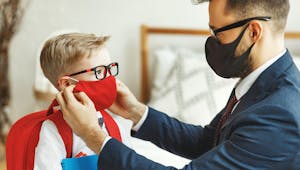 Un collectif de médecins réclame le masque obligatoire pour les enfants du primaire