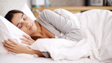 Une étude montre que les couvertures lestées peuvent réduire la gravité de l'insomnie