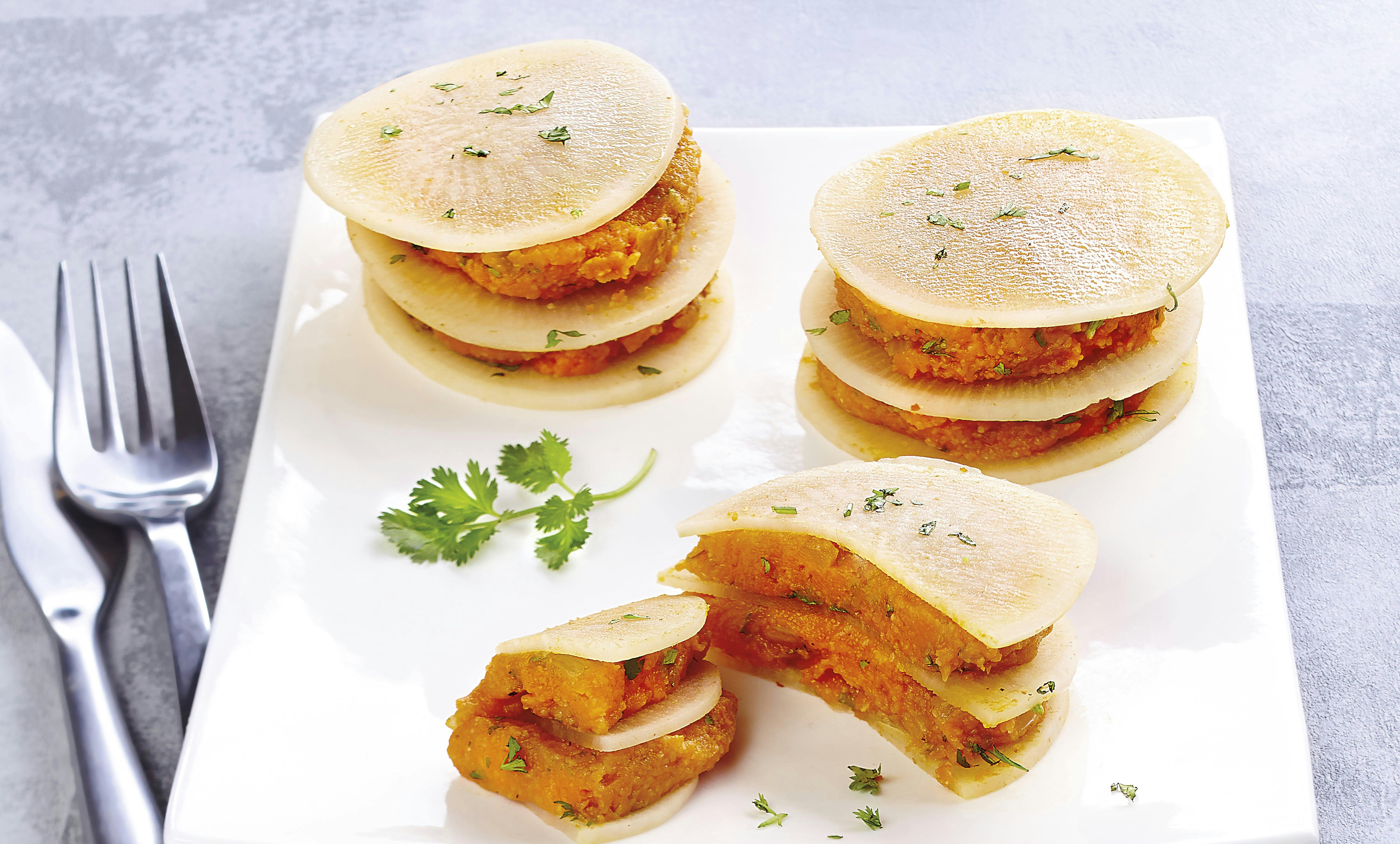 Recette De Millefeuille De Navets A La Puree De Carotte Au Curry Sante Magazine