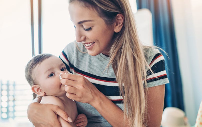 Rhume Du Bebe Comment Soigner Un Bebe Enrhume Sante Magazine Rhume Du Bebe Comment Soigner Un Bebe Enrhume Sante Magazine