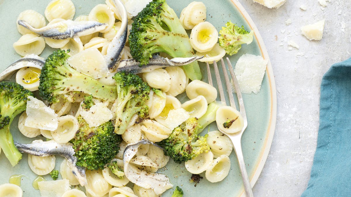 Recette D Orecchiette Aux Brocolis Et Aux Anchois Sante Magazine Recette D Orecchiette Aux Brocolis Et Aux Anchois Sante Magazine