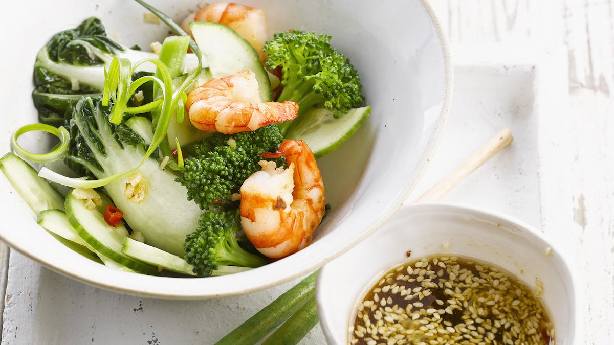 Recette De Saute De Crevettes Aux Petits Legumes Sante Magazine Recette De Saute De Crevettes Aux Petits Legumes Sante Magazine
