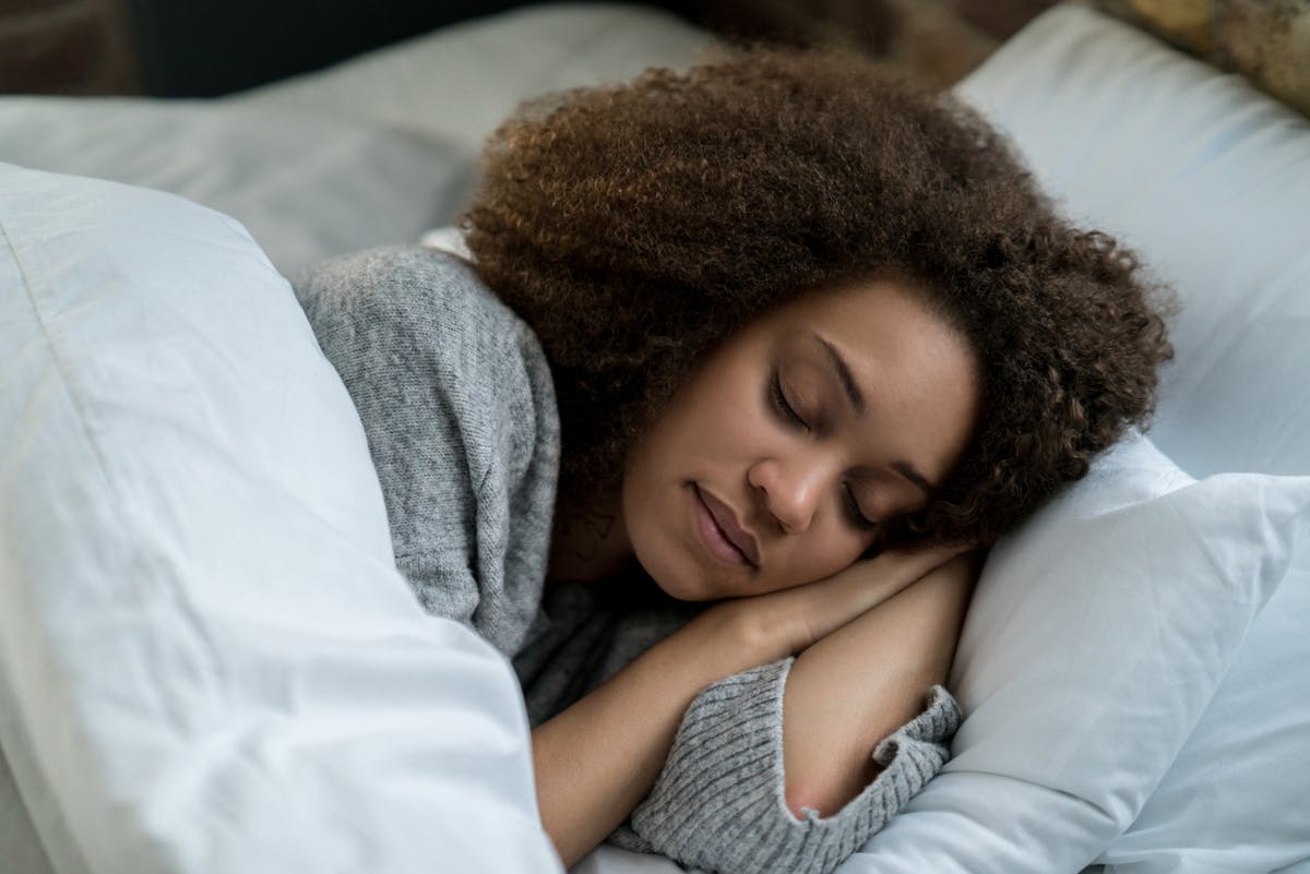 7 Huiles Essentielles pour mieux dormir et se relaxer