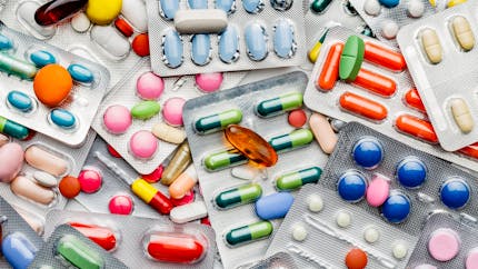 La revue "Prescrire" identifie 93 médicaments dangereux commercialisés en France