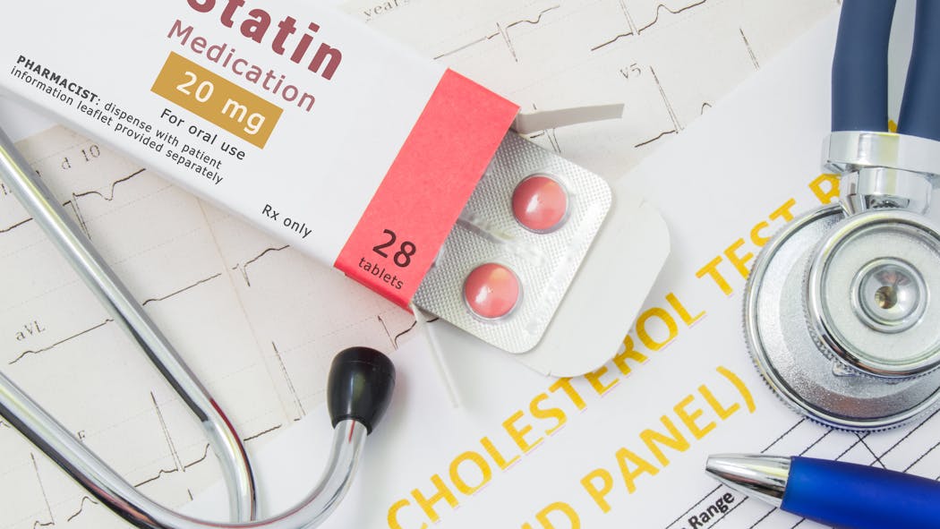 Cholestérol : quand prendre des médicaments (statines, fibrates) ? 