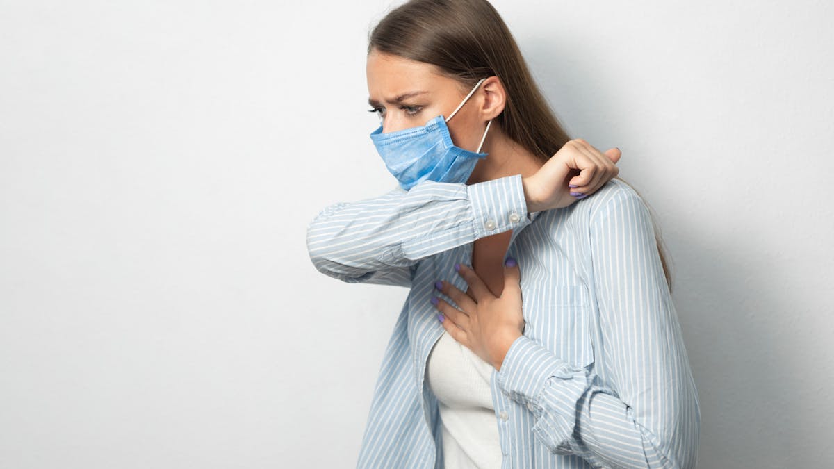 Symptomes Covid 19 Fievre Anosmie Engelures Diarrhee Essouflement Priapisme Symptome Graves Frequent Moins Grave Sante Magazine Symptomes Covid 19 Fievre Anosmie Engelures Diarrhee Essouflement Priapisme Symptome Graves Frequent Moins Grave Sante Magazine