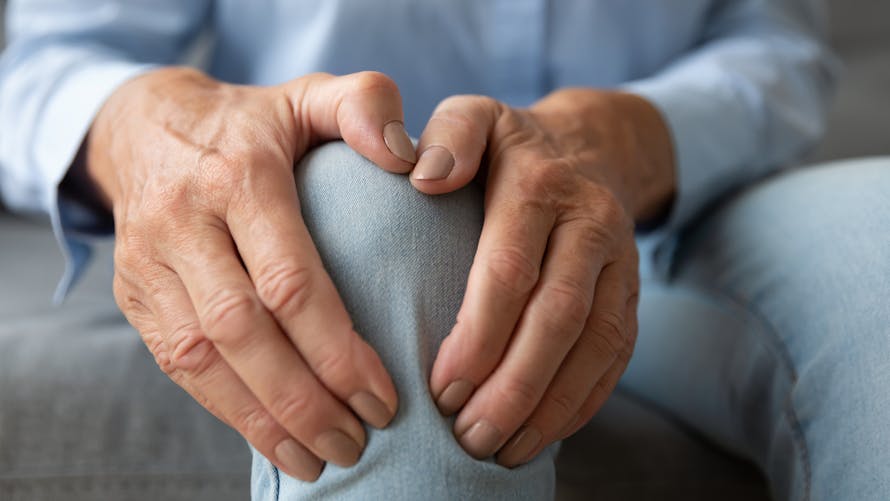 Ostéoporose : définition, symptômes, traitements