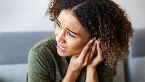 Acouphènes : ce qu'il faut savoir sur ces bruits anormaux dans l'oreille