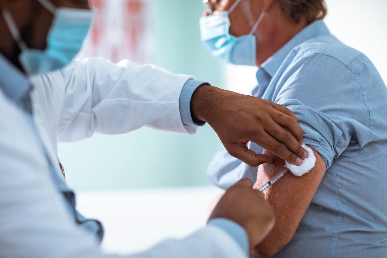 Un Test Pcr Positif Apres Avoir Ete Vaccine Est Ce Possible Sante Magazine Un Test Pcr Positif Apres Avoir Ete Vaccine Est Ce Possible Sante Magazine