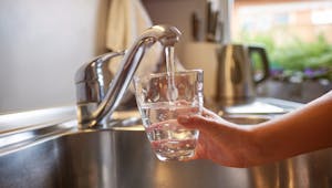 Peut-on boire en toute confiance l'eau du robinet ?