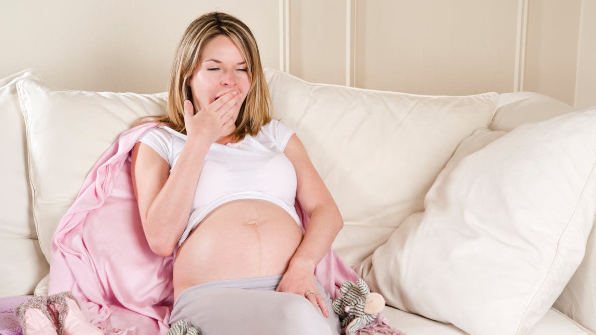 Fatigue Et Grossesse Comment Etre Moins Fatiguee La Fatigue De La Femme Enceinte Sante Magazine Fatigue Et Grossesse Comment Etre Moins Fatiguee La Fatigue De La Femme Enceinte Sante Magazine