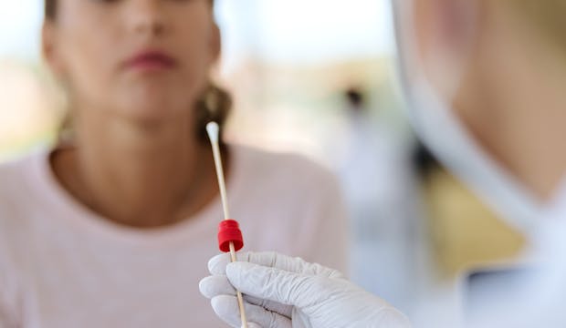 Tests anti-coronavirus payants : à partir de quand et à quel prix ?