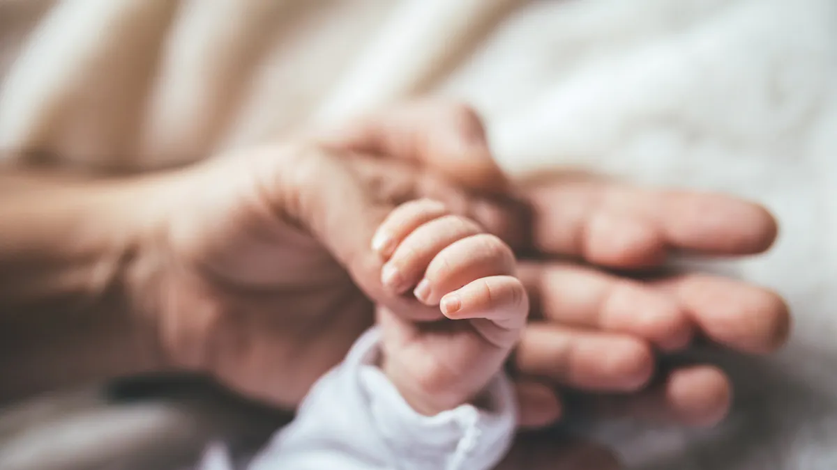 Declarer La Naissance De Bebe Quelles Demarches Administratives Sante Magazine Declarer La Naissance De Bebe Quelles Demarches Administratives Sante Magazine