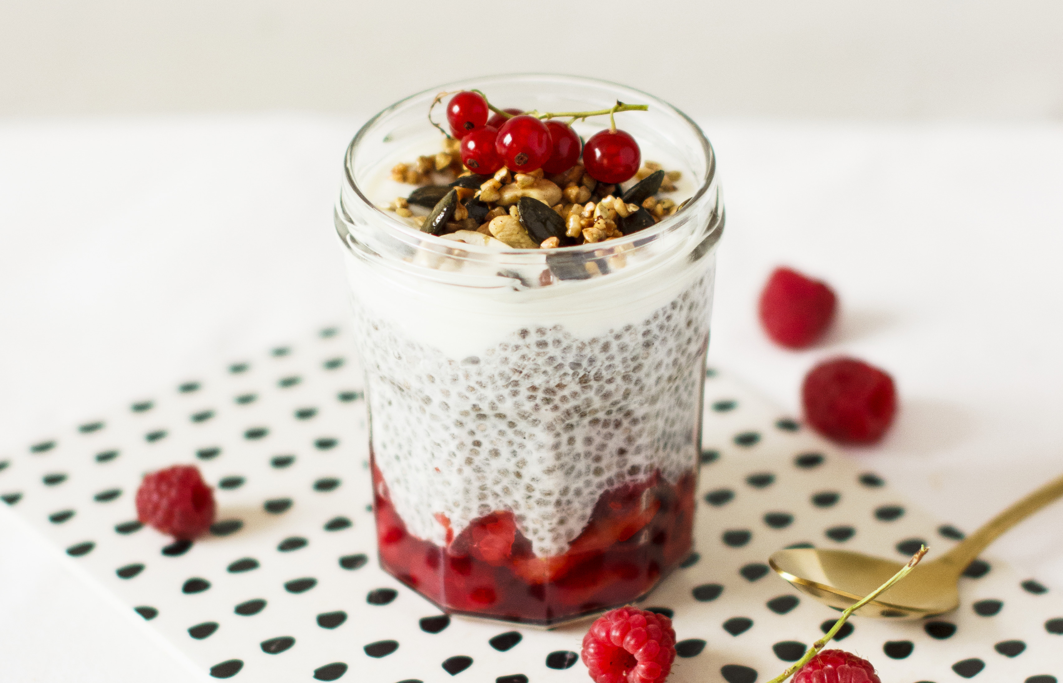Graines de chia : ont-elles un intérêt pour perdre du poids ? | Santé ...