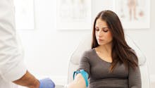 Test de grossesse sanguin : pourquoi et quand le faire ?