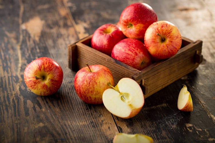 5 bonnes raisons de manger des pommes après 50 ans : Femme