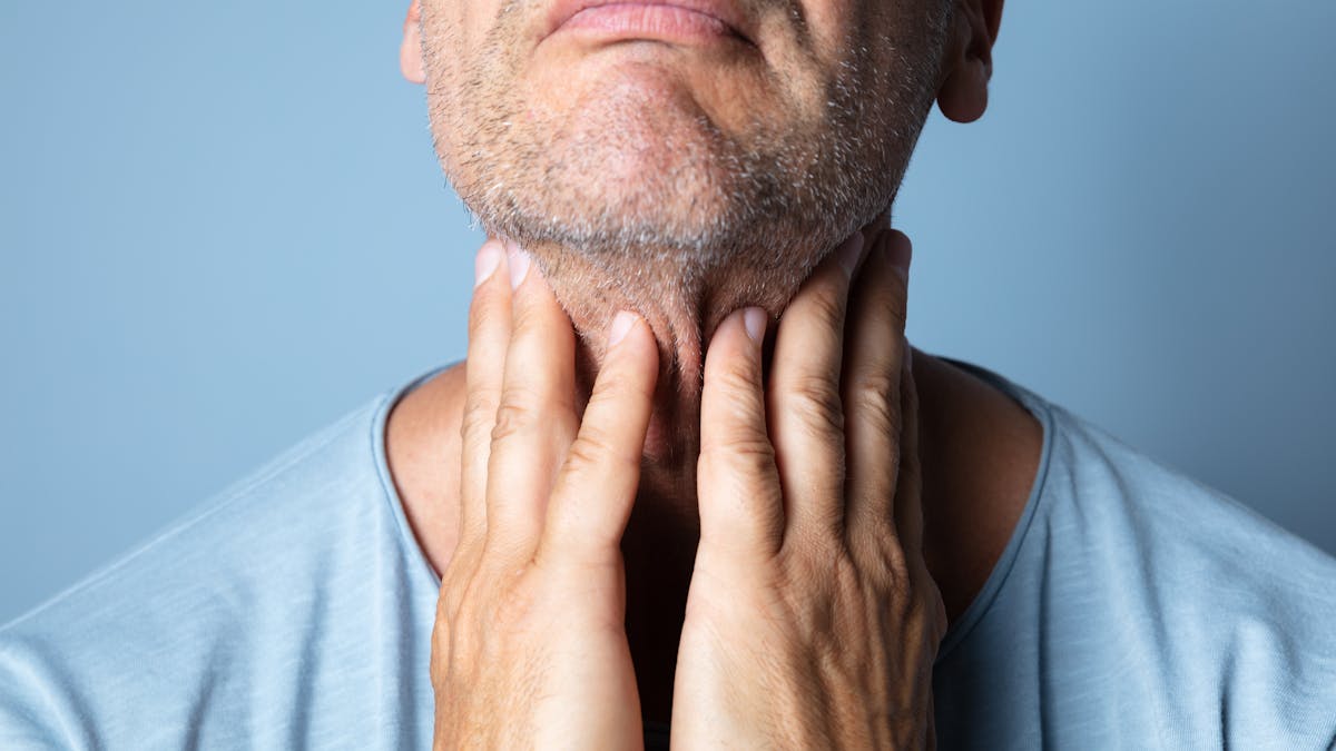 Cancer De La Gorge Causes Symptomes Traitements Sante Magazine Cancer De La Gorge Causes Symptomes Traitements Sante Magazine