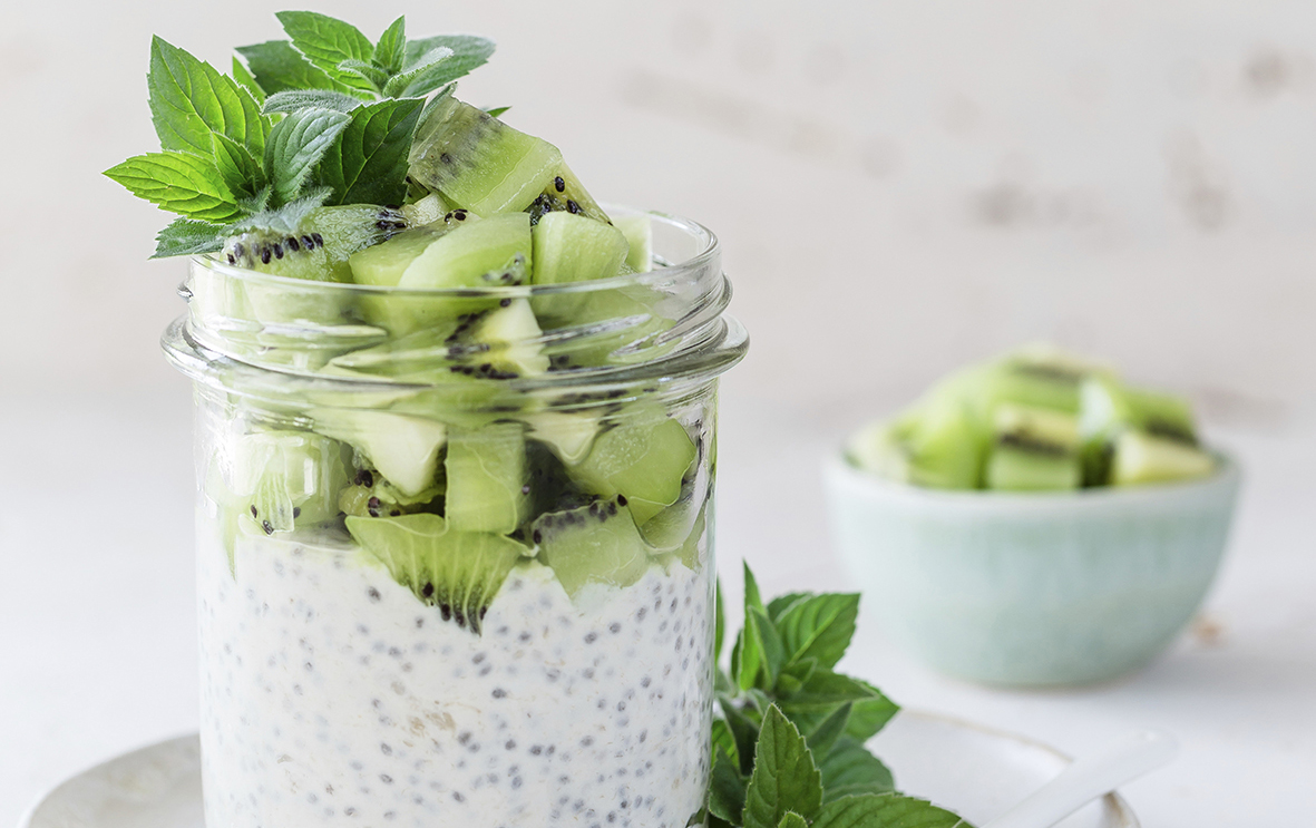 Recette de yaourt aux graines de chia et au kiwi Santé Magazine