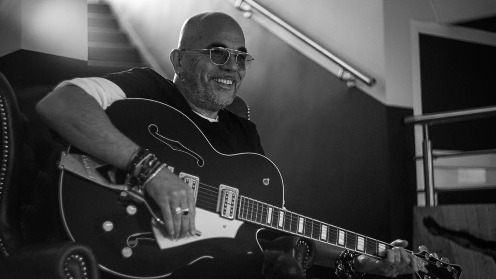 pascal obispo victime d un malaise lors d un concert sante magazine