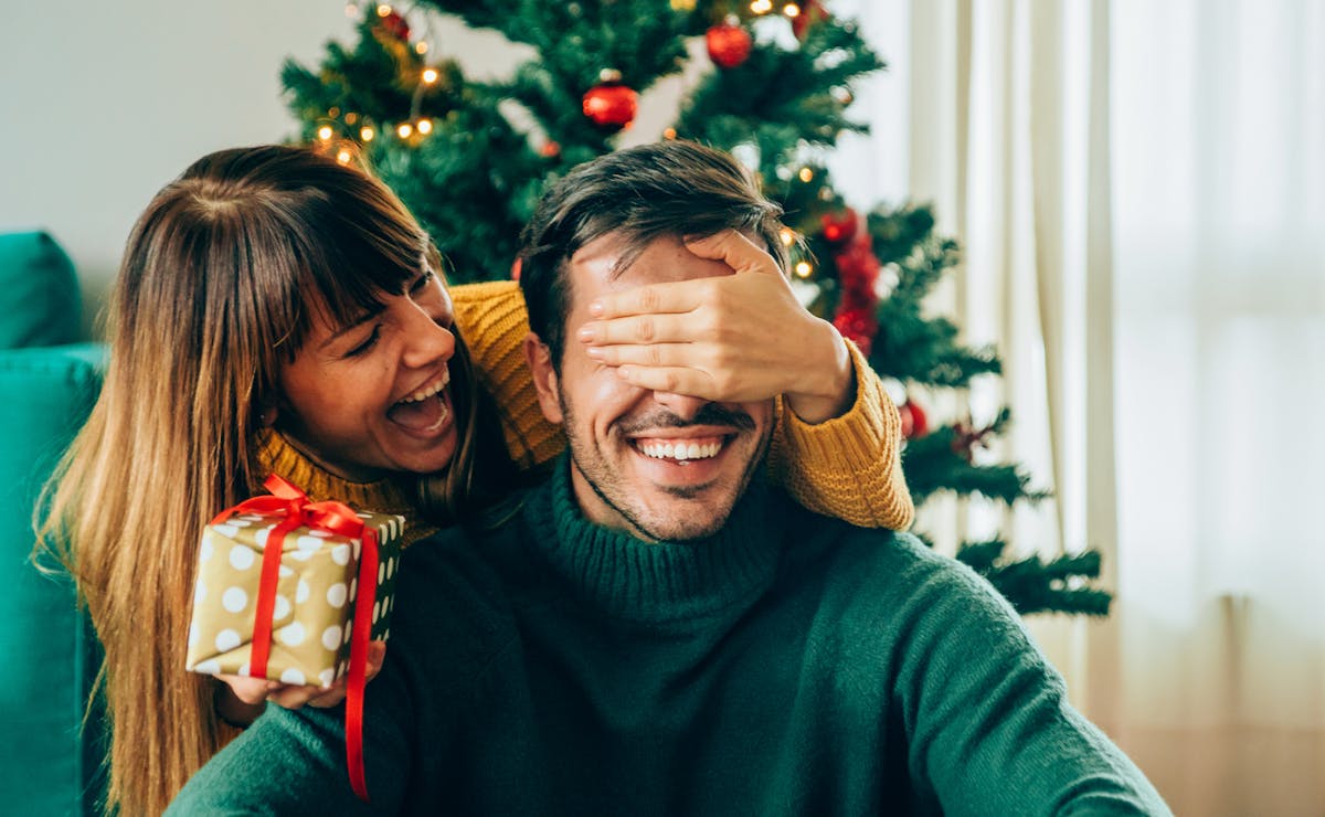 Offrir ou recevoir des cadeaux de Noël, une source de stress sous