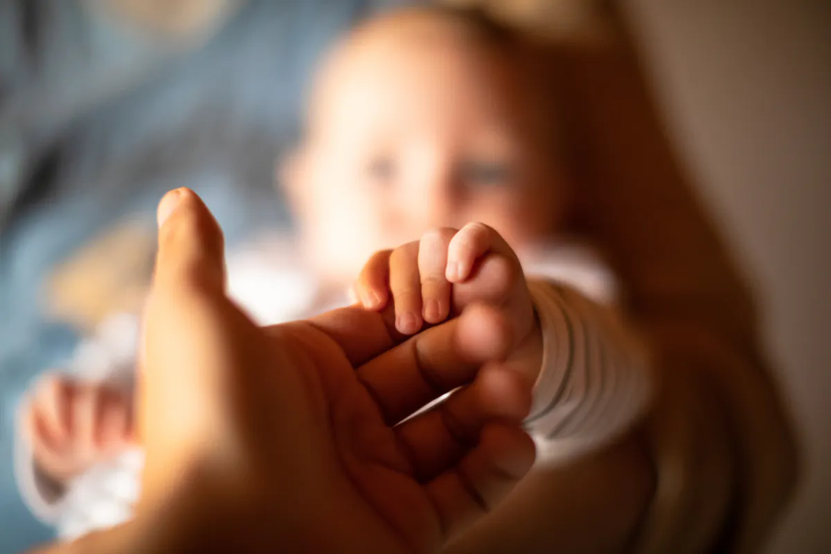 Dissociation bébé-maman : comment accompagner l’angoisse de séparation ?
