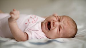 Les vomissements chez le bébé : quand s’inquiéter ? 