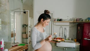 Alimentation et grossesse : quels aliments ? quels nutriments ?