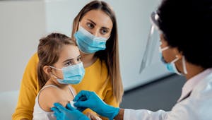 Vaccination des 5-11 ans : pourquoi il ne faut “plus hésiter” selon l’Académie de médecine