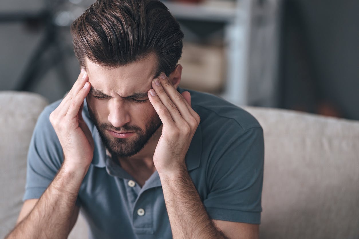 base damnificados Apropiado Crise de nerfs liée au stress : 5 signes à connaître | Santé Magazine