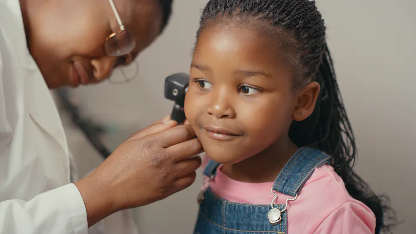 Typam Perfore Tympan perforé, tympan percé : causes, symptômes, traitements | Santé ...
