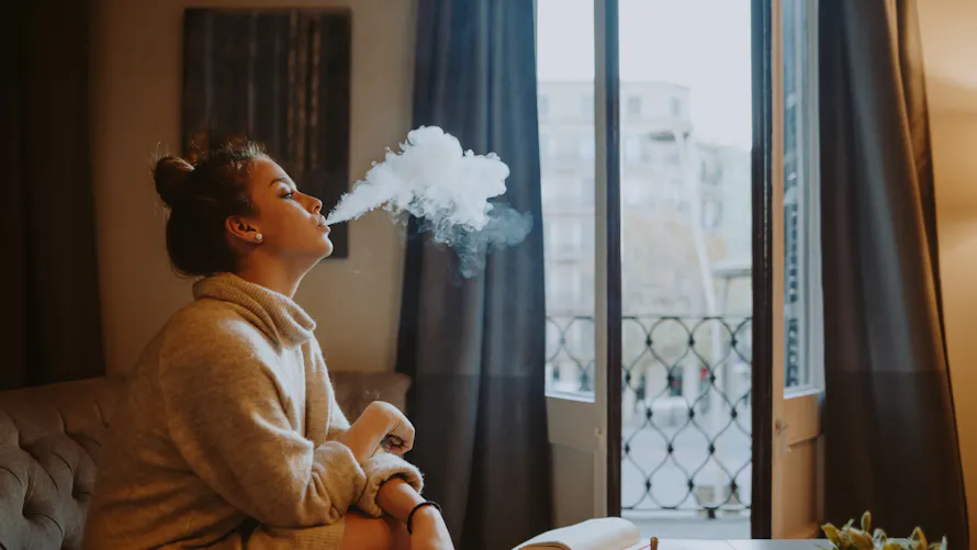 Cancer du nez : les vapoteurs, plus risque que les fumeurs ? | Sant Magazine Cancer du nez : les vapoteurs, plus risque que les fumeurs ? | Sant Magazine