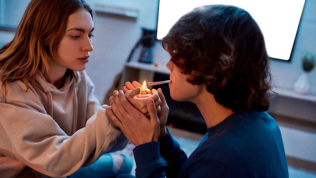 Adolescents fument