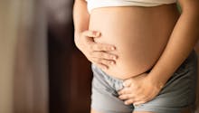 Constipation pendant la grossesse : quels risques et comment l'éviter ?