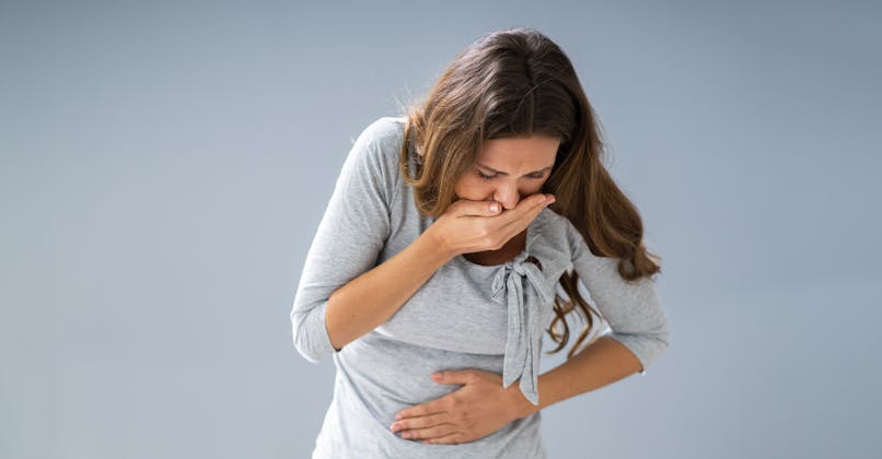 premiers-symptomes-grossesse-femme-nausee