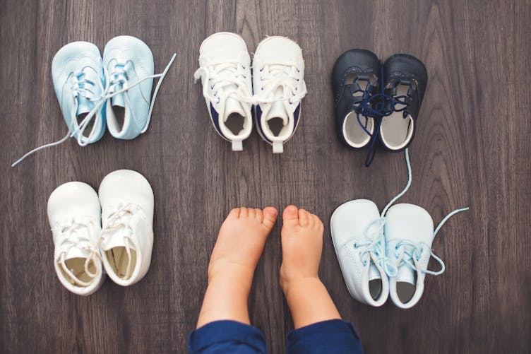 Premières chaussures de bébé : conseils pour bien choisir