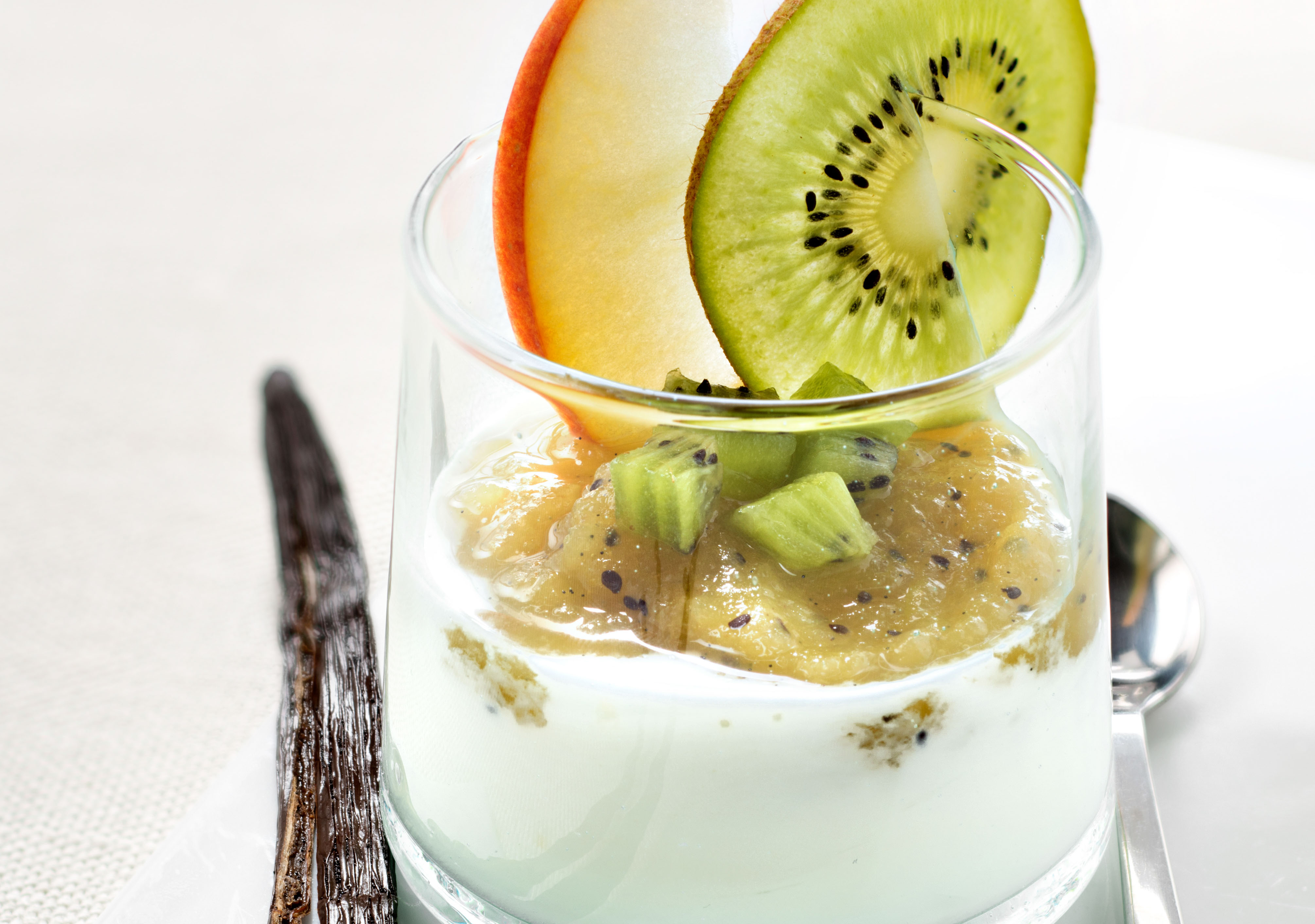 Compotée de kiwis au yaourt Santé Magazine